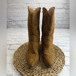 Sam & Libby Tan Suede Heeled Boots. Size 11. Country Western. Cowgirl.